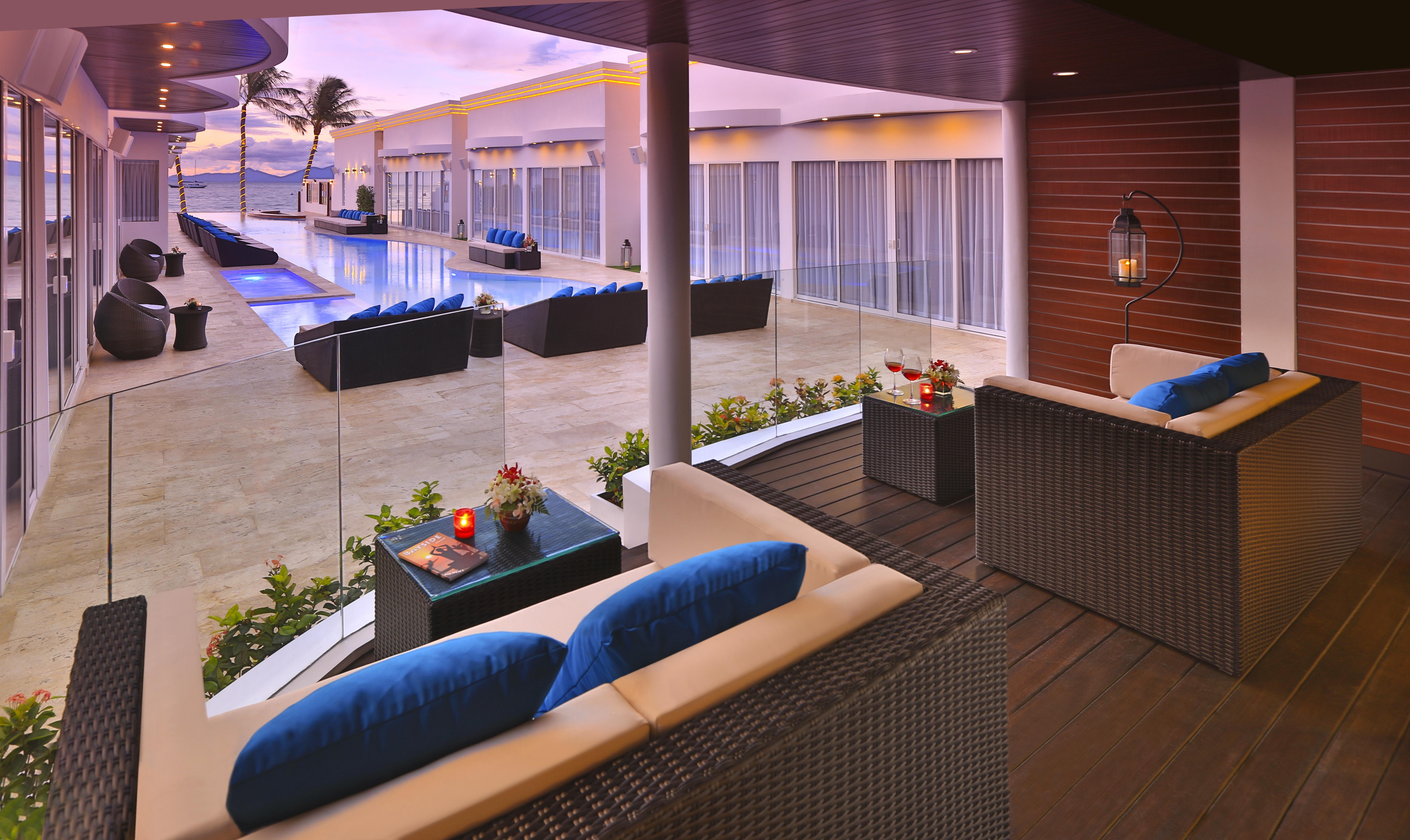 The Privilege Hotel Ezra Beach Club Bang Rak Beach  Eksteriør bilde