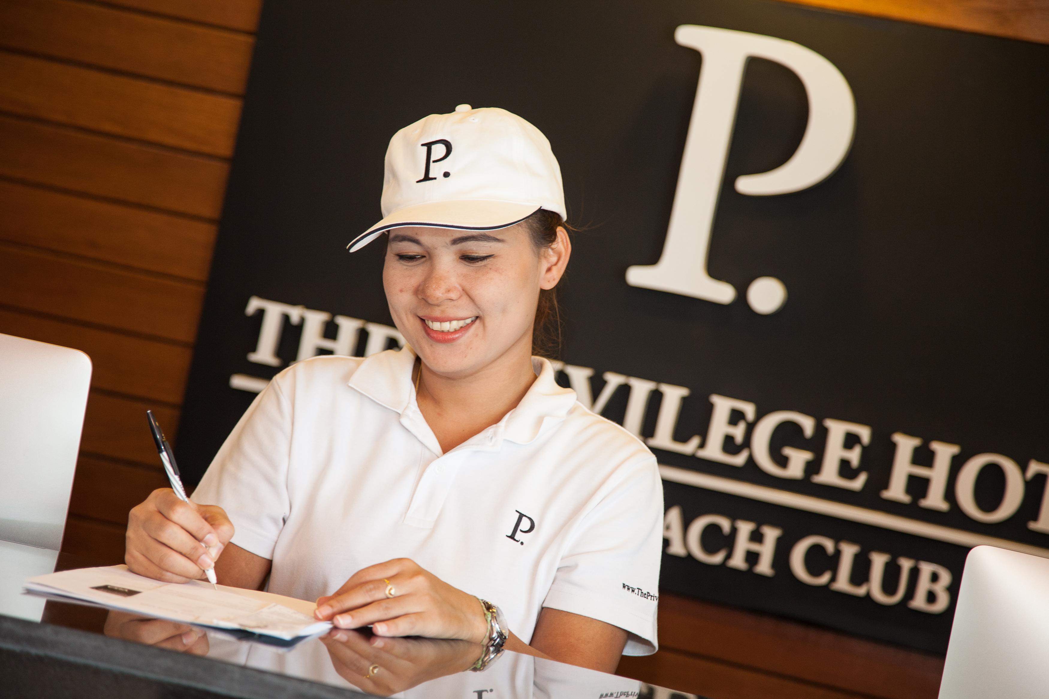 The Privilege Hotel Ezra Beach Club Bang Rak Beach  Eksteriør bilde
